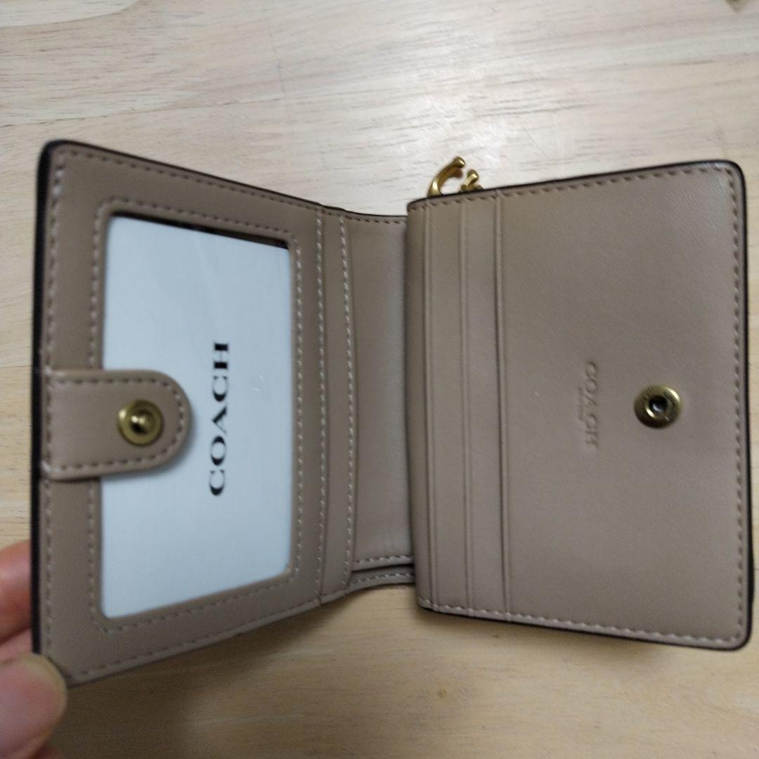 COACH　折財布　白　タイピングレザー
