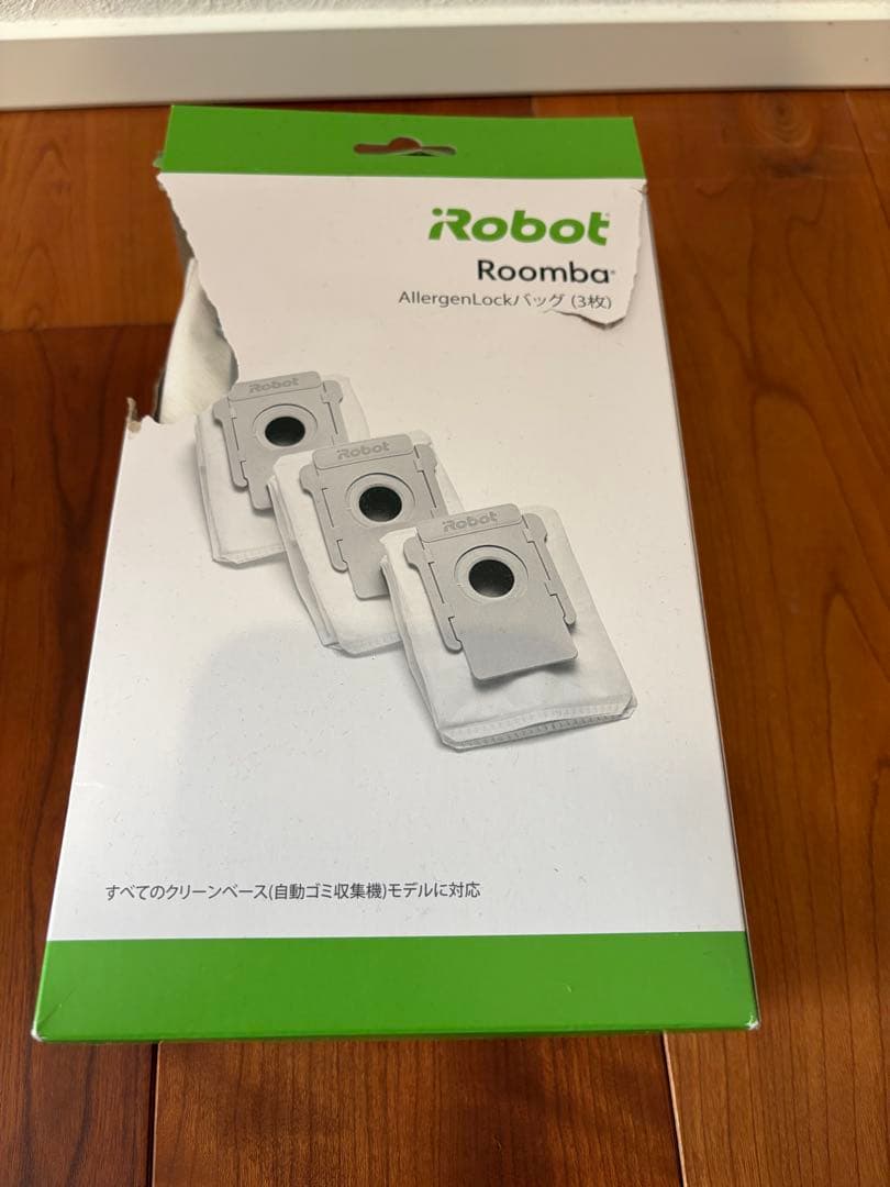 iRobot Roomba i7+ 本体 自動ゴミ収集機能付き　バッグ4枚つき