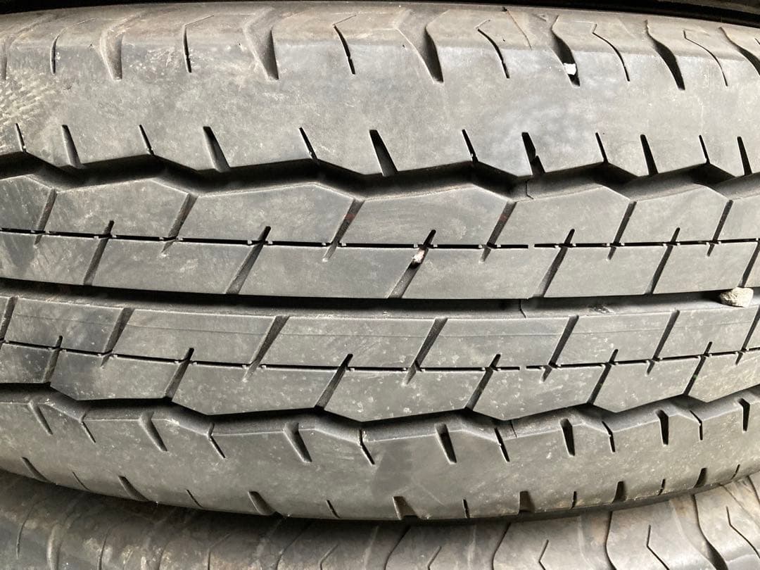 ハイエース等 DUNLOP 195/80R15 24年製 【南-108 ①】