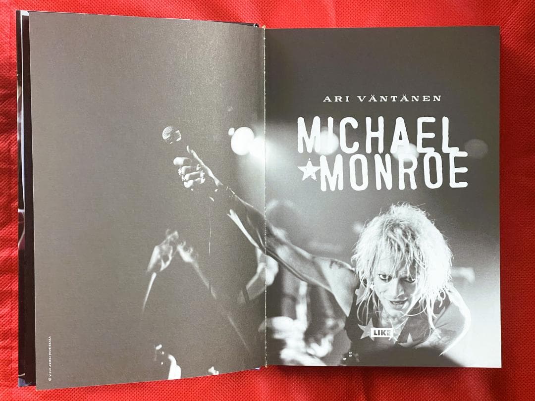 【絶版・美品】マイケル・モンロー自伝『Michael Monroe』