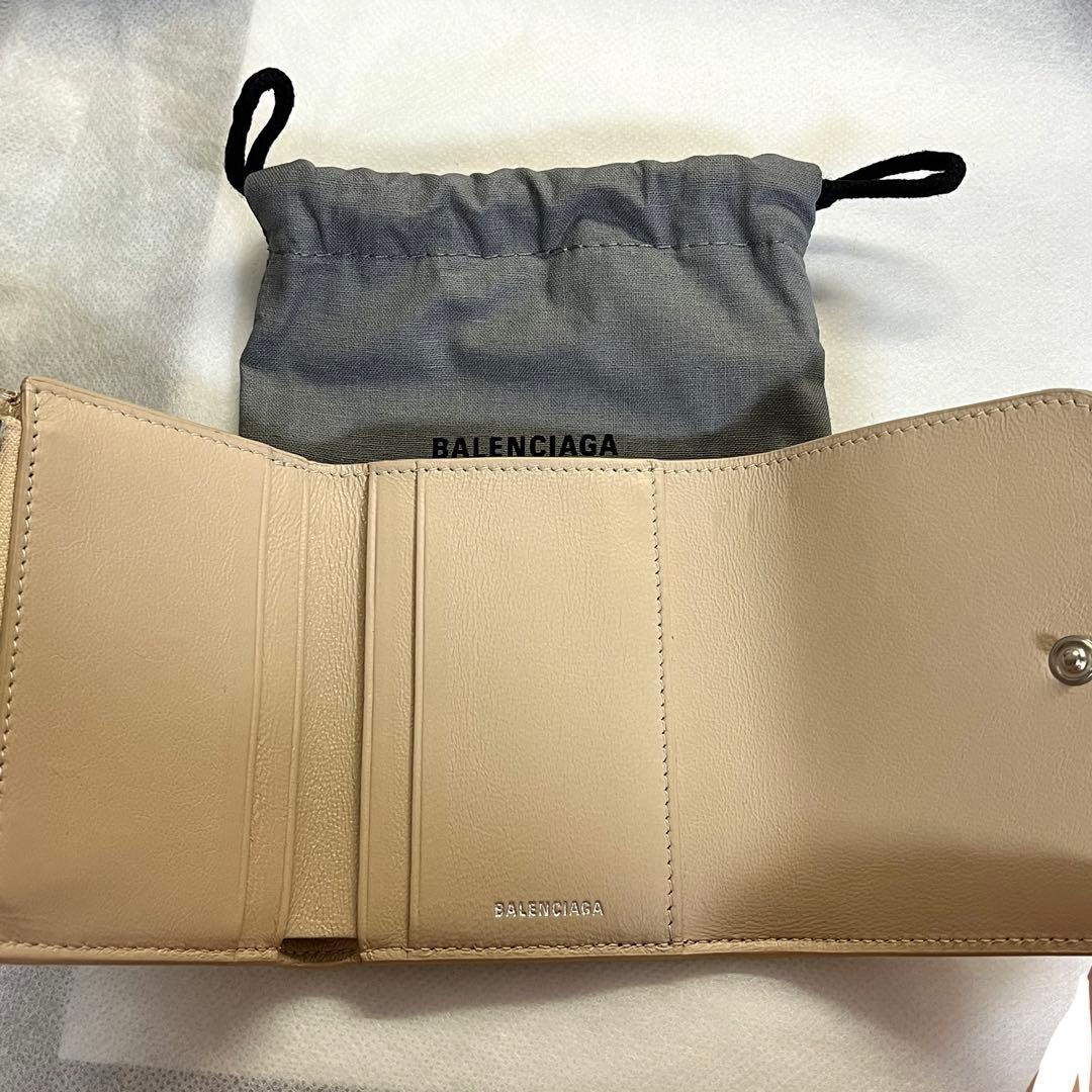 m*a様 BALENCIAGA バレンシアガ 三つ折財布 ベージュ ミニ財布