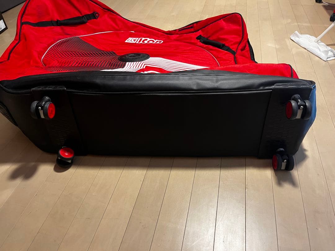 SC ICON AEROCOMFORT 2.0自転車輸送用バッグ 赤