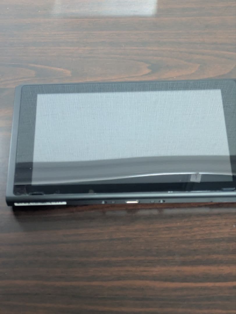【極美品】NINTENDO Switch 本体のみ　動作確認済