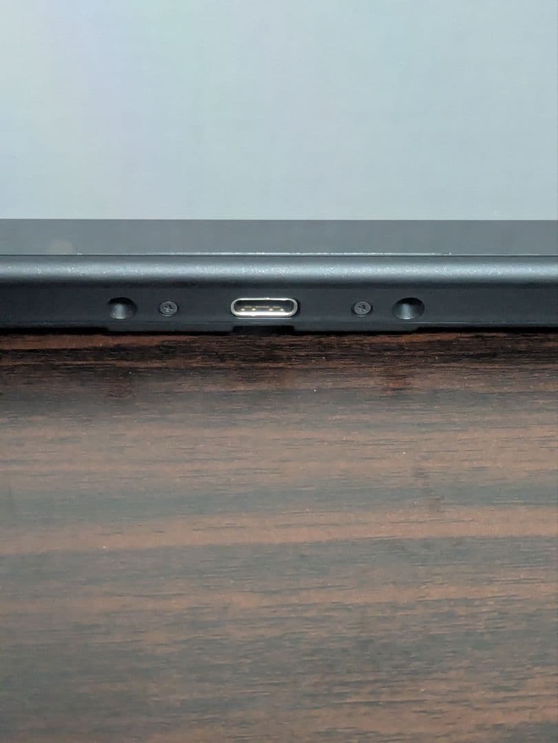 【極美品】NINTENDO Switch 本体のみ　動作確認済
