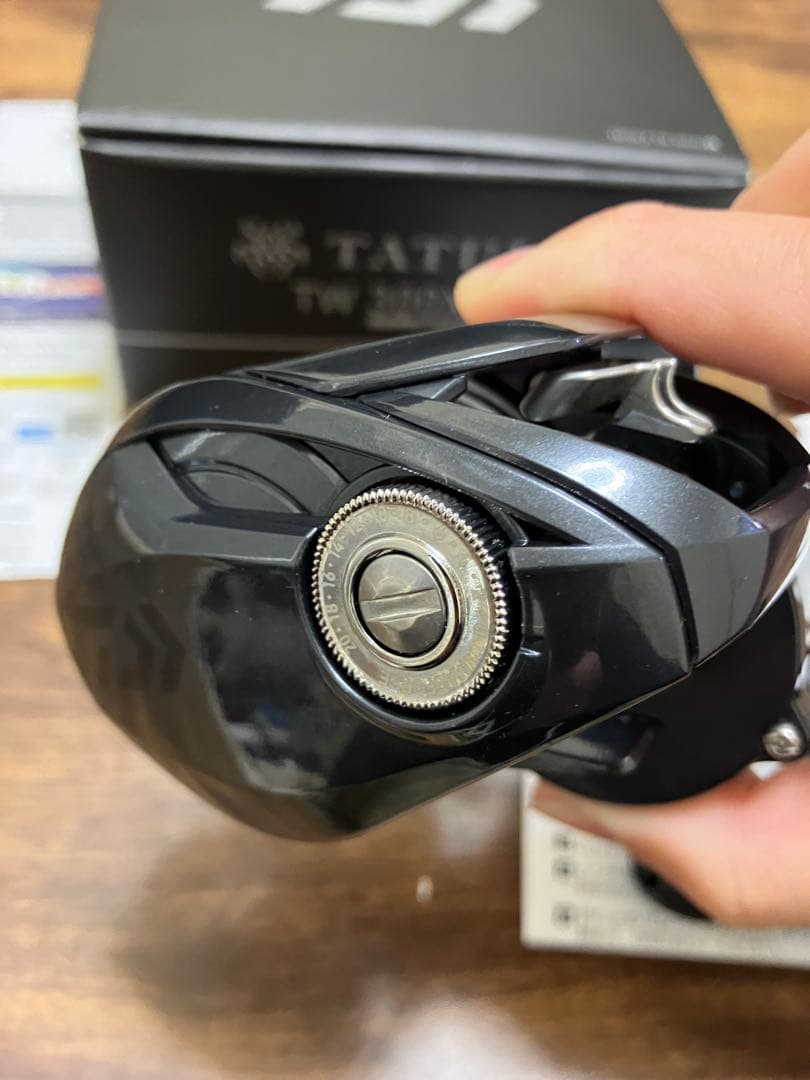 21タトゥーラ　TW 300XHL ゴメクサスハンドル、PE1.5号300m付き