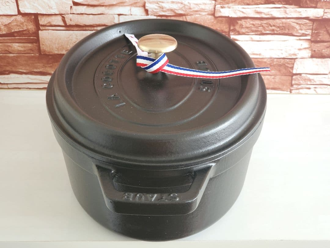 staub ピコ・ココット オーバル 　27㎝　ストウブ