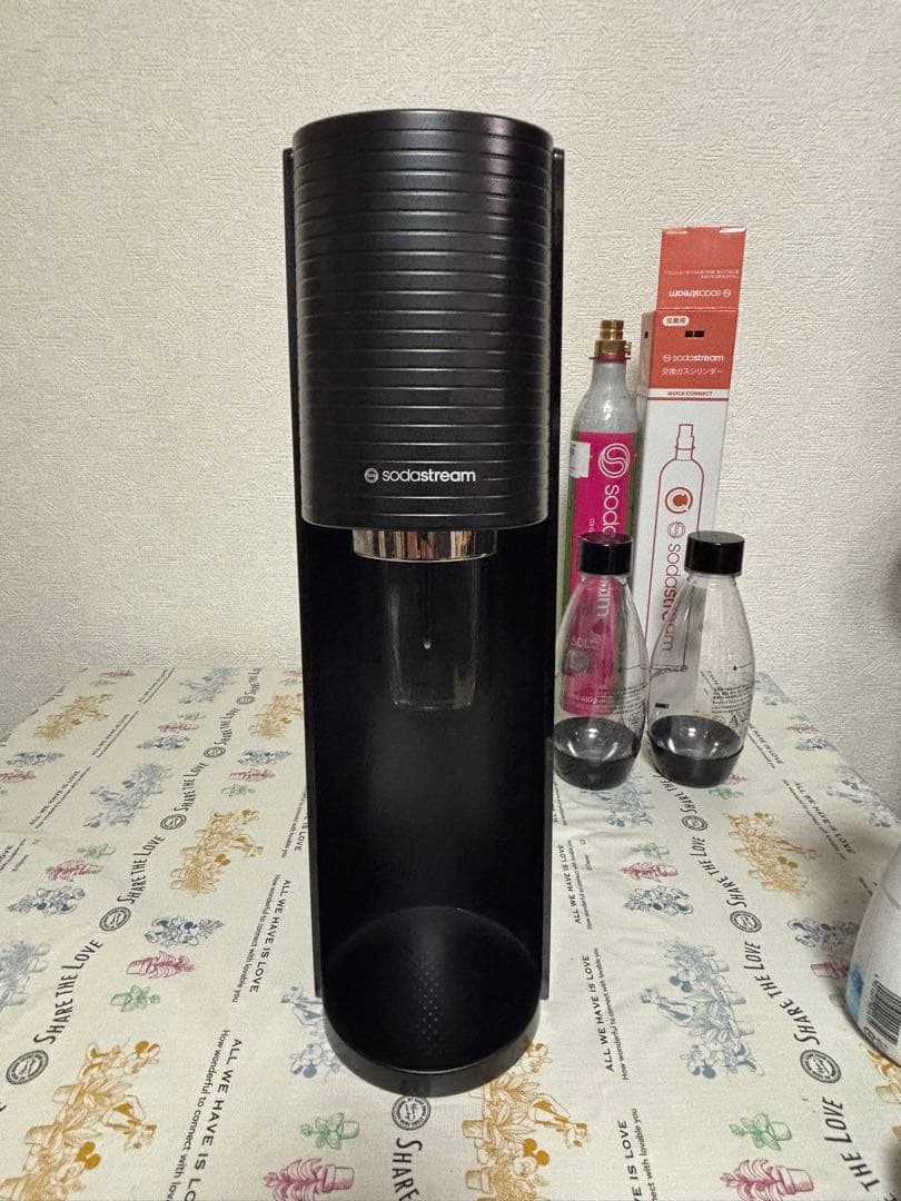 【美品・お得】ソーダストリーム　炭酸2本　ボトル3本