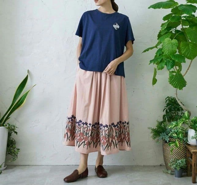 Emago／淡いピンク❁︎エンブロイダリーギャザースカート ロング丈刺繍花柄