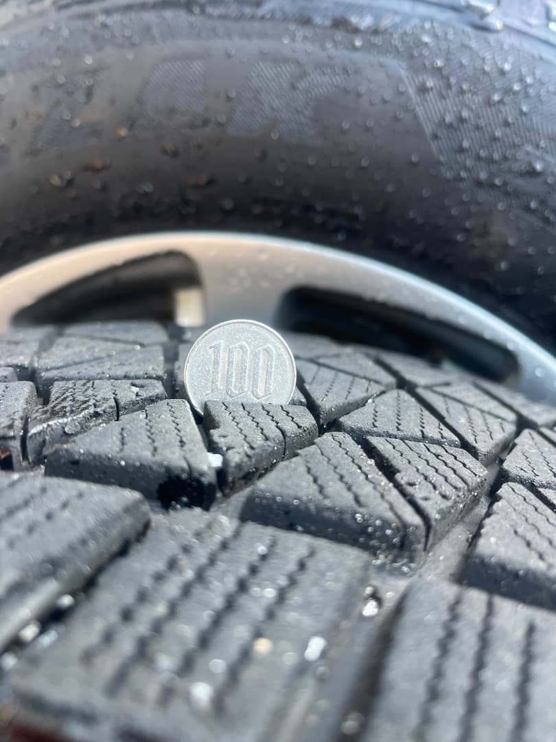 イカさん　専用　225/65R/17 ブリヂストン　ブリザック　　ＤＭ－Ｖ２
