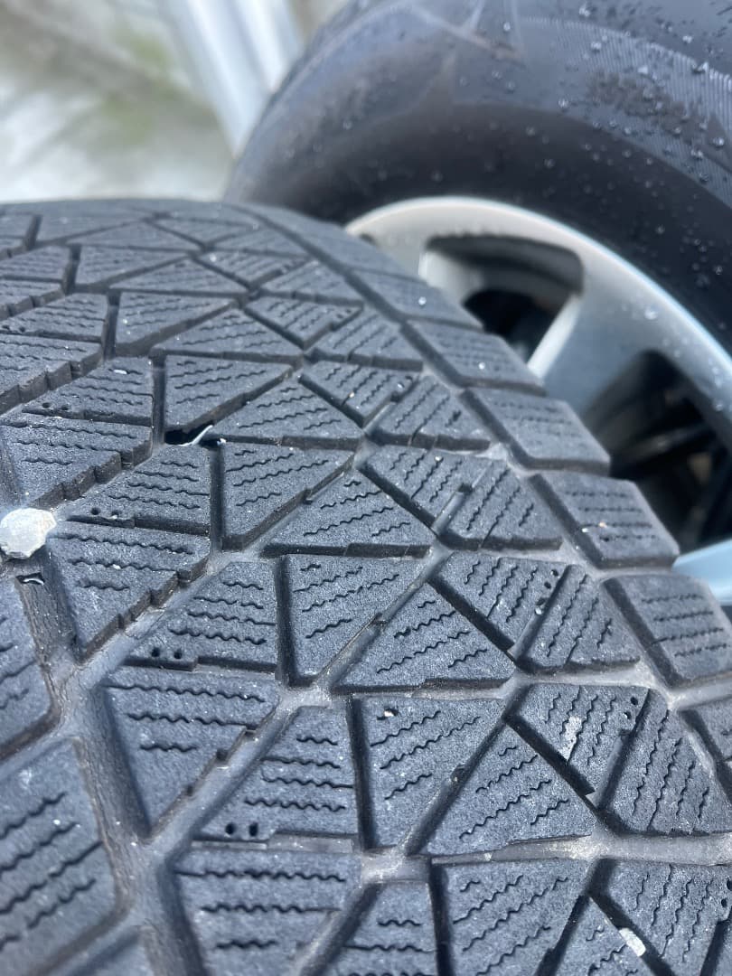 イカさん　専用　225/65R/17 ブリヂストン　ブリザック　　ＤＭ－Ｖ２