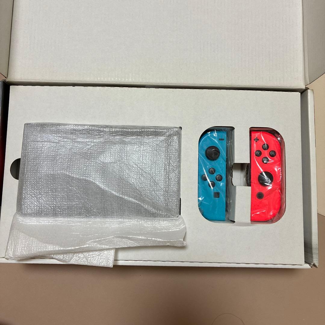 Nintendo Switch本体　箱・microSDカード付