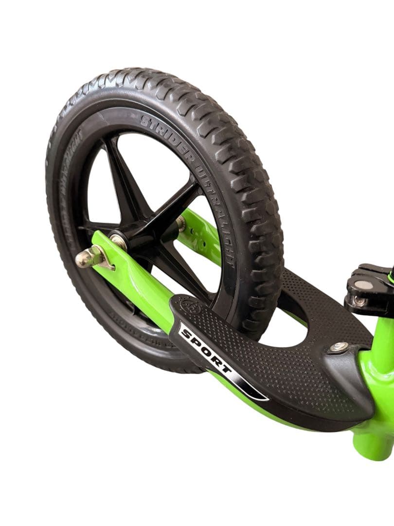 美品　ストライダー　STRIDER SPORT 12インチ グリーン 日本正規品