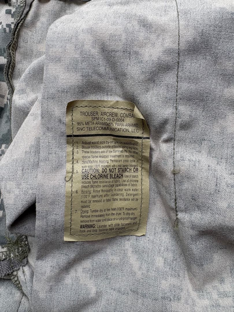 MEDIUM-REGULAR　米軍放出品　ACU エアクルートラウザーパンツ