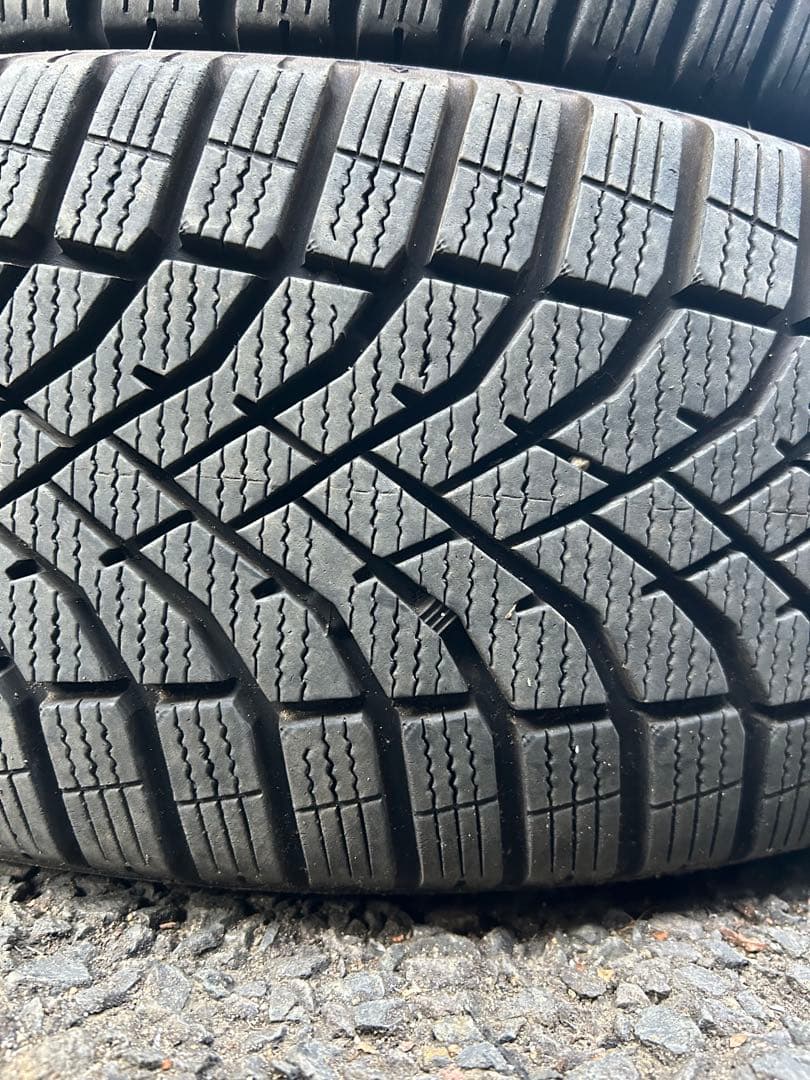 シンクロウェザー　205/60R16 4本