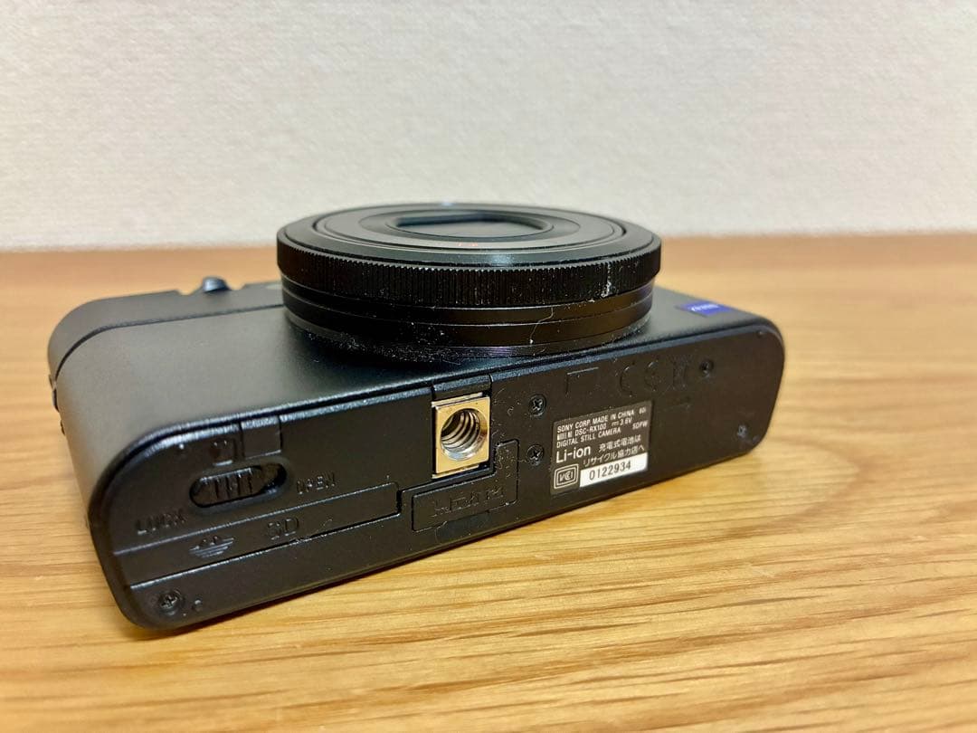 【美品】SONY Cyber-shot DSC-RX100 ジャケットケース付き