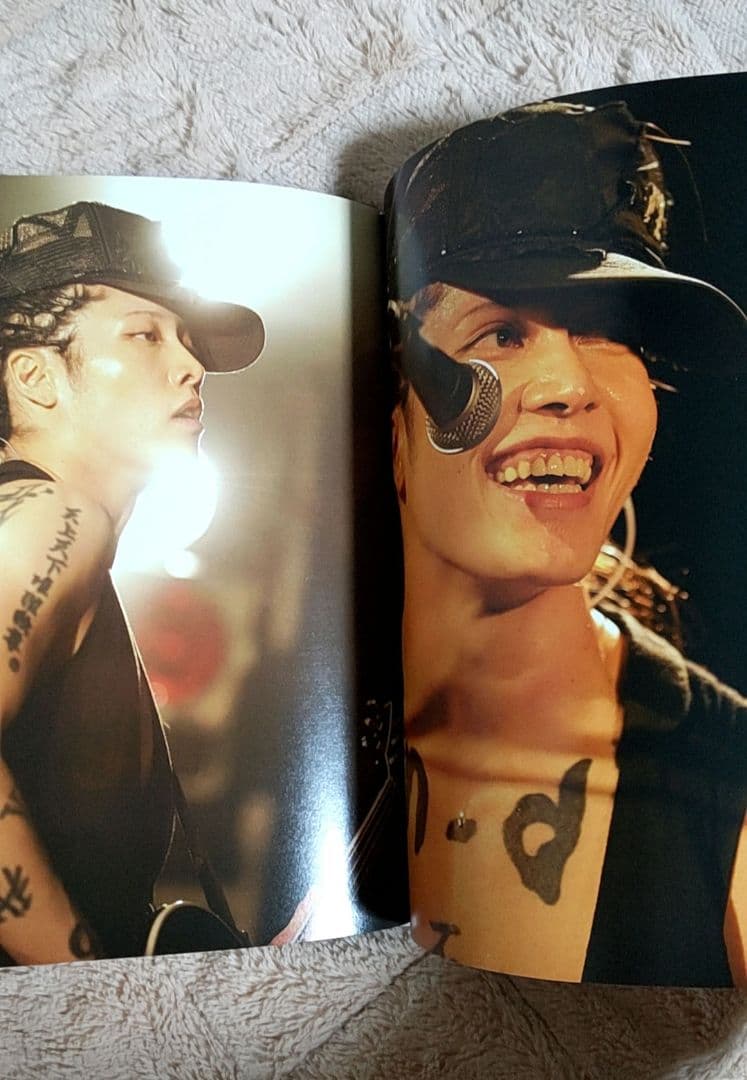 ◆雅-MIYAVI-◆公式LIVE photo Book◇2冊セット