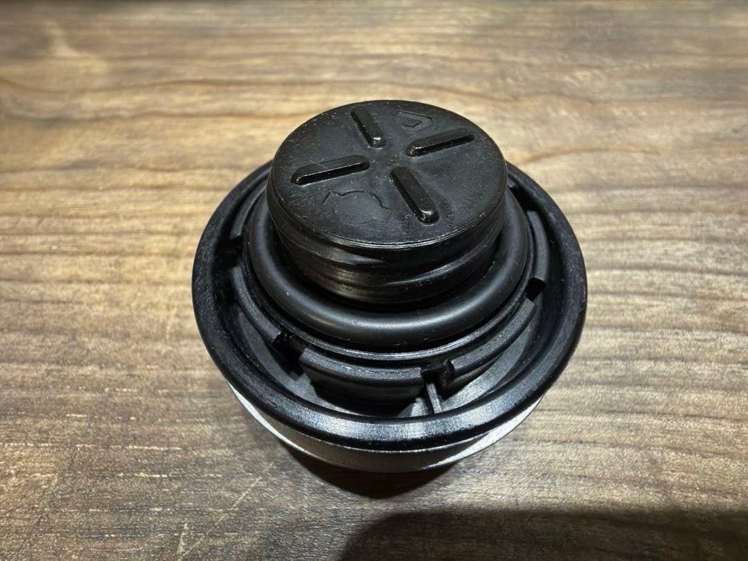 NISMO オイルフィラーキャップ 純正品番15255-RN013