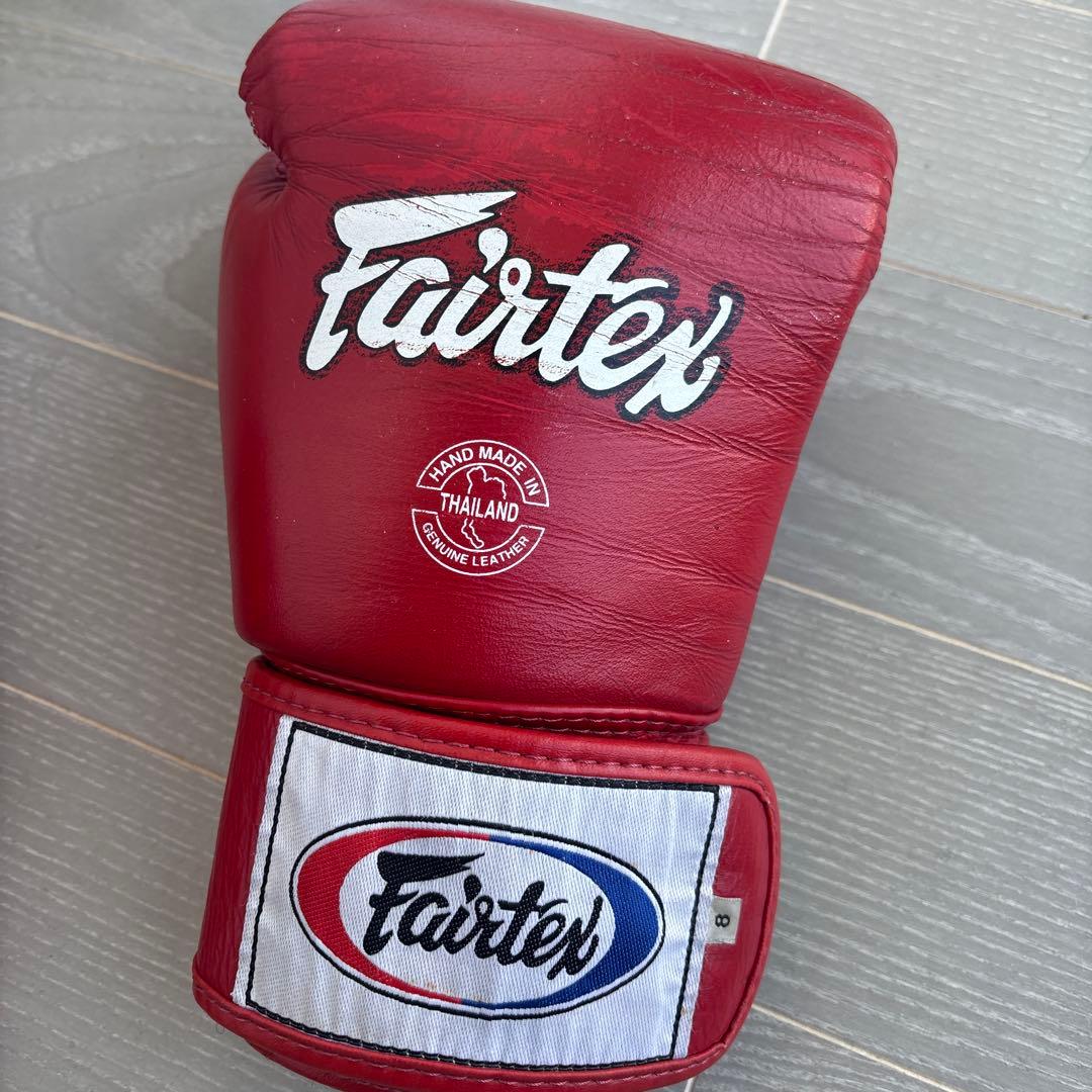 Fairtex ボクシンググローブ 赤