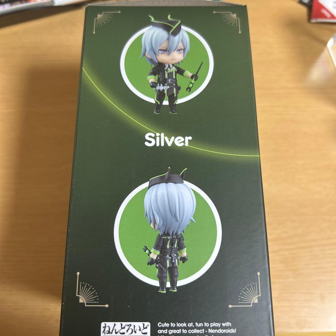 ツイステ　ねんどろいど　シルバー