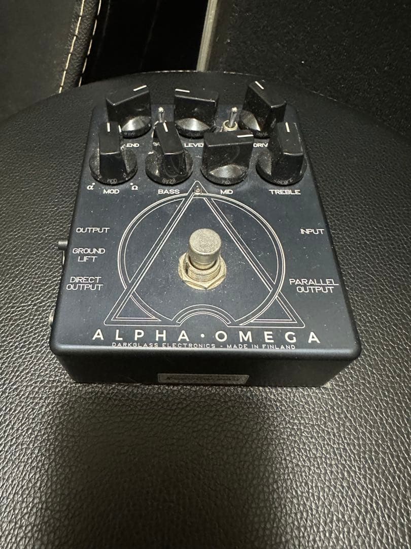 Darkglass ALPHA.OMEGA ベースエフェクター箱付き