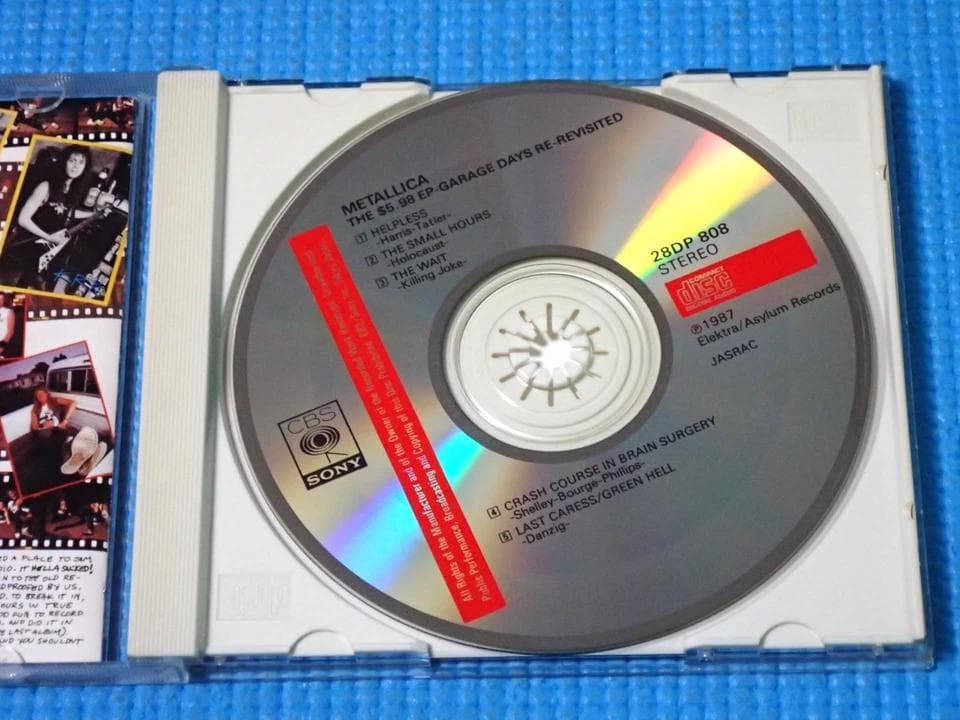 メタリカ　メタル・ガレージ　初回盤　ステッカー・試験問題　完品　28DP-808