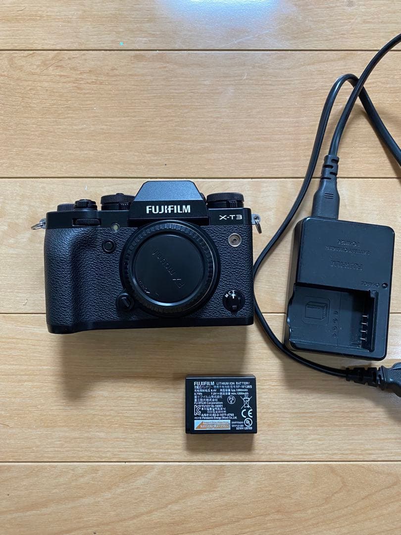 FUJIFILM X-T3 ミラーレス一眼カメラ ブラック