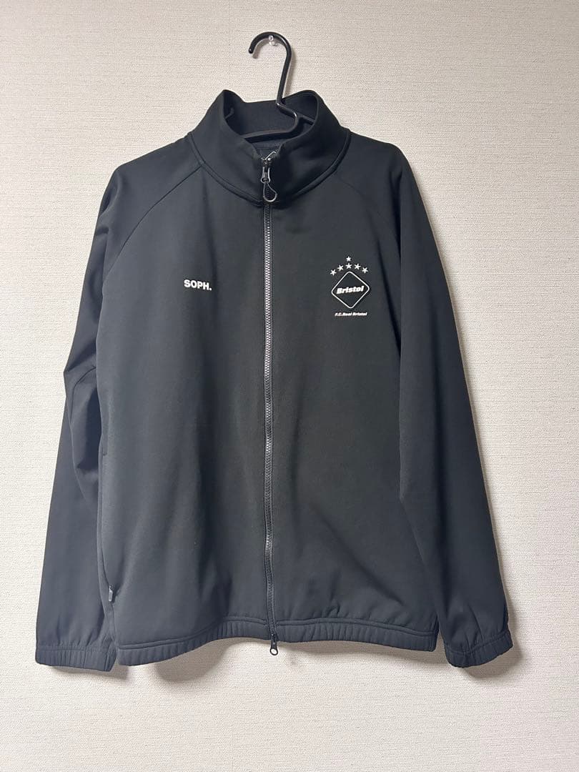 らいき　F.C.Real bristol 24ss セットアップ