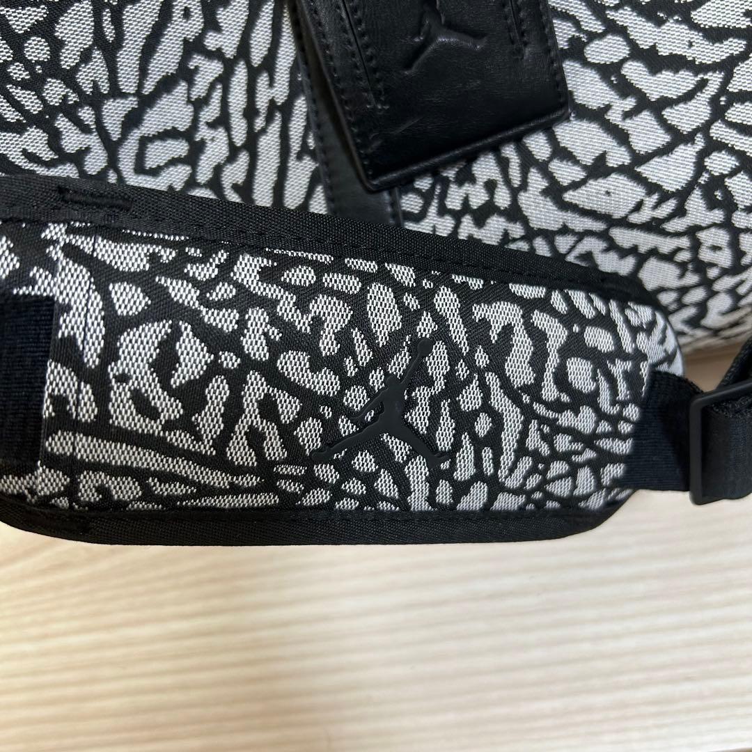美品　NIKE ジョーダン　アイコン ダッフルバッグ ボストンバッグ