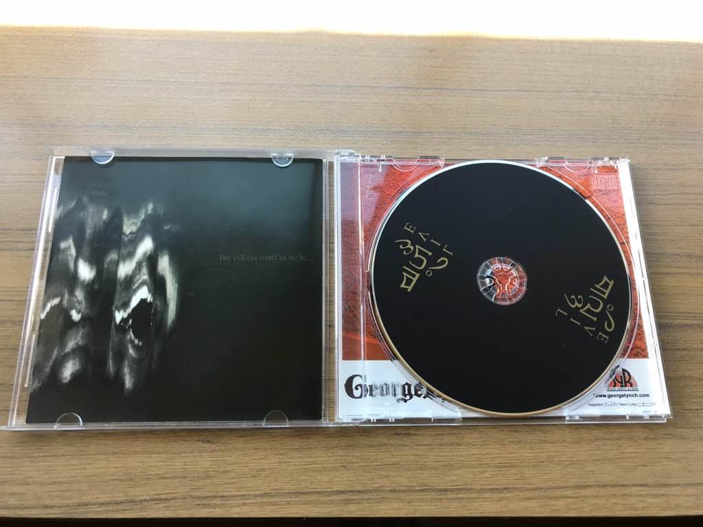 LYNCH MOB EVIL LIVEと教則DVD