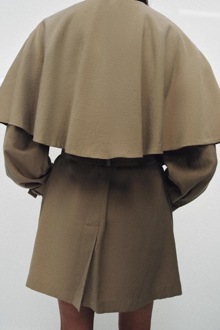 ZARA ZW COLLECTION ショートフルイドトレンチコート M