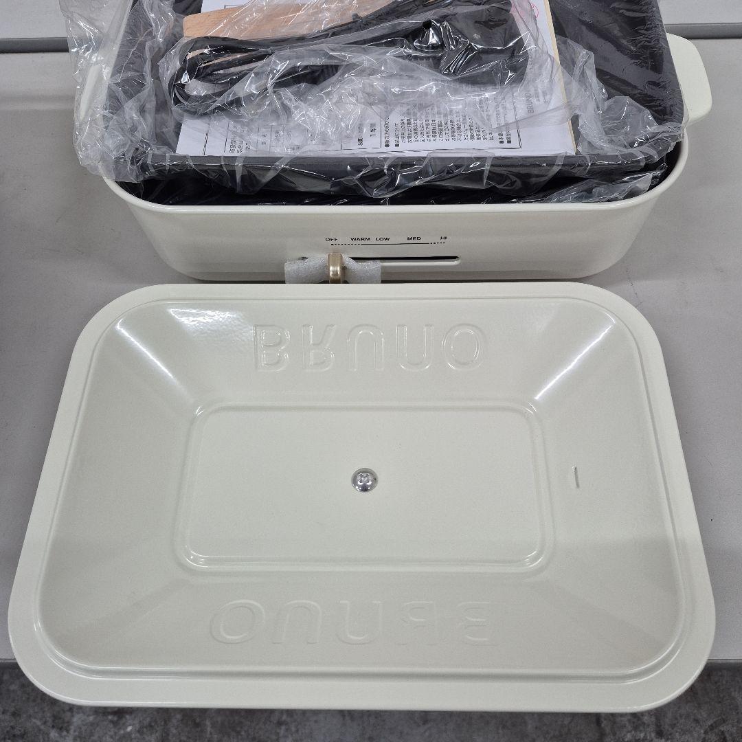 M7/1224y09　未使用品　BRUNO コンパクトホットプレートBOE021