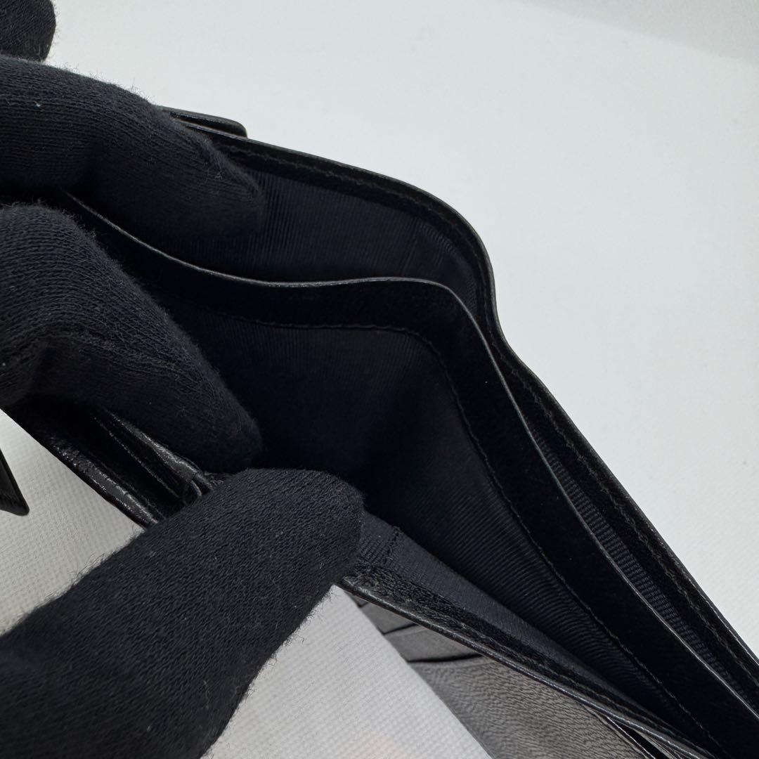 美品 ジバンシー 二つ折財布 ブラック レザー ブランドロゴ