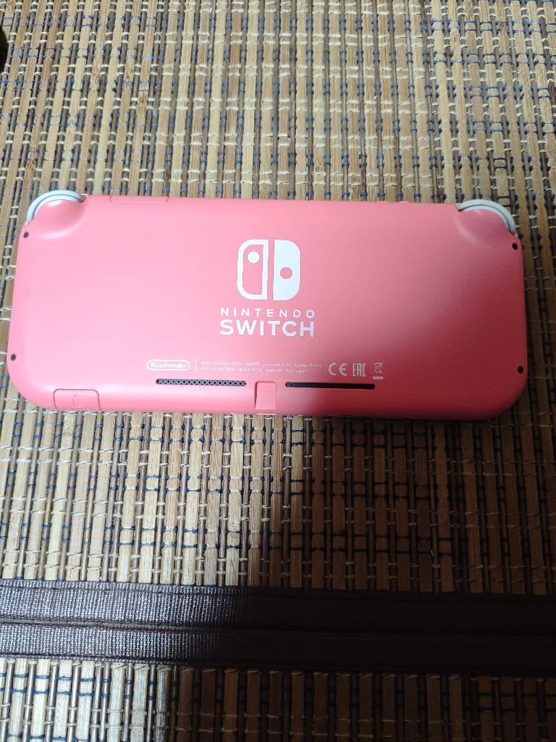 ニンテンドースイッチ　ライト