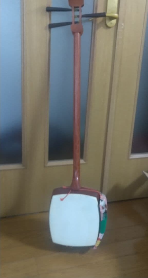 三味線 中棹 皮破れなし ハードケース付き