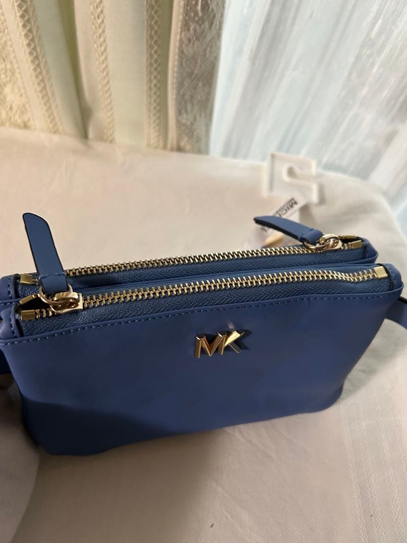 新品 未使用 マイケルコース リバーシブル ウエストポーチ ブルー S/M