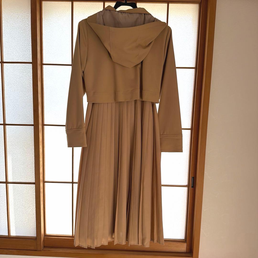 美品!! JUSGLITTY バックプリーツフーディーコート ロング ベージュ