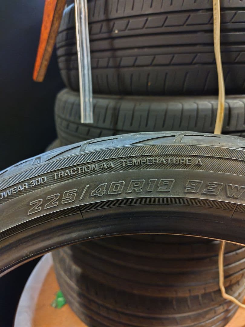 みや225/40/R19 ヨコハマ　ADVAN　FLEVA 4本　①