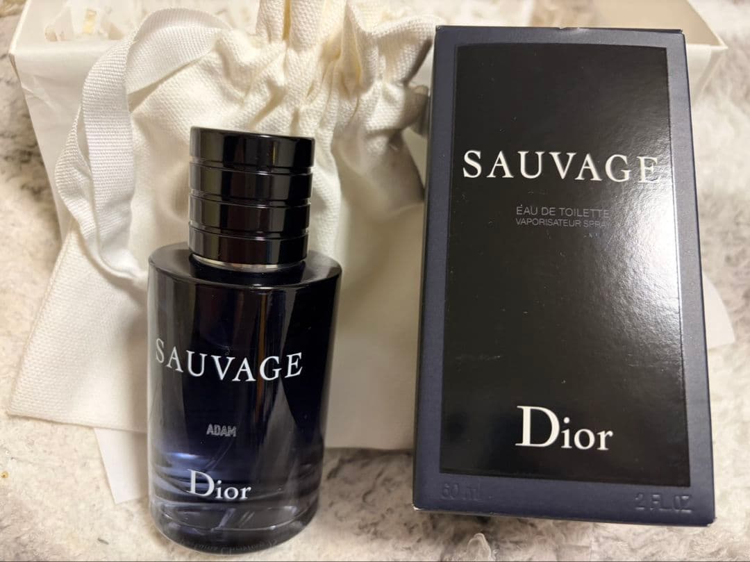Dior ソヴァージュ 60ml 新品未使用 ギフトBOX付き 名入れ刻印あり
