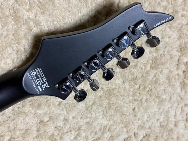 目立抜群 Spear Gladius Hard Tail Snake Bite