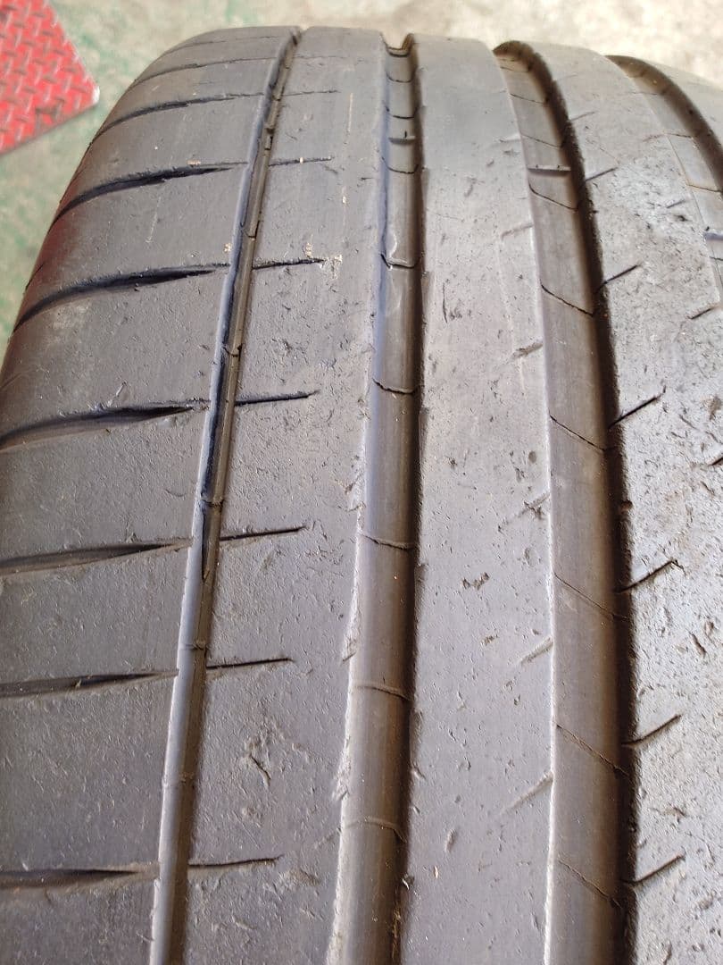 ミシュラン　パイロットスポーツ4S 255/40ZR21 102Y