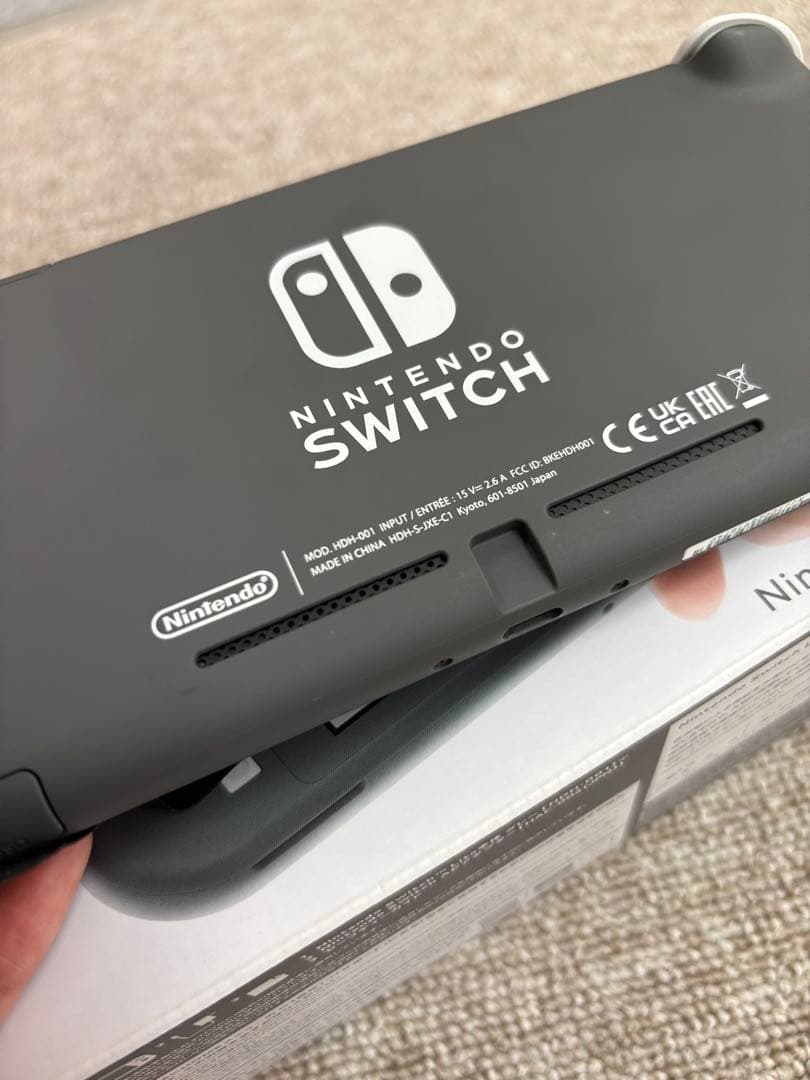なまちゃ様用　Nintendo Switch lite 箱付き