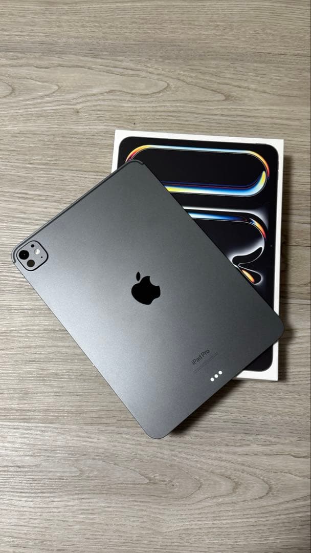 【美品】iPad Pro 11インチ（M4）256GB / スペースブラック