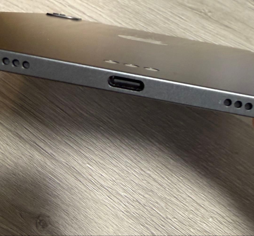 【美品】iPad Pro 11インチ（M4）256GB / スペースブラック