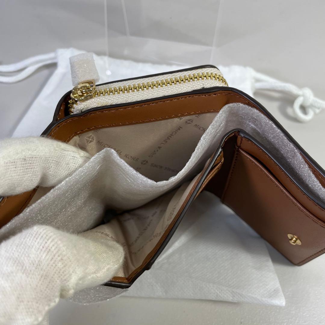 り*あ様 【新品】MICHAEL KORS マイケルコース モノグラム 三つ折り