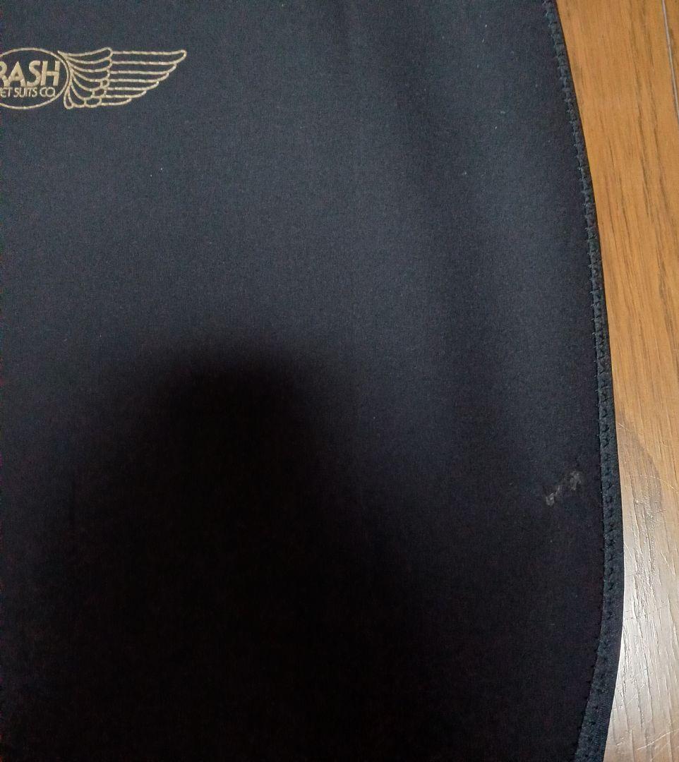 RASH WETSUITS　ラッシュウェットスーツ　カーシートカバー　2枚セット