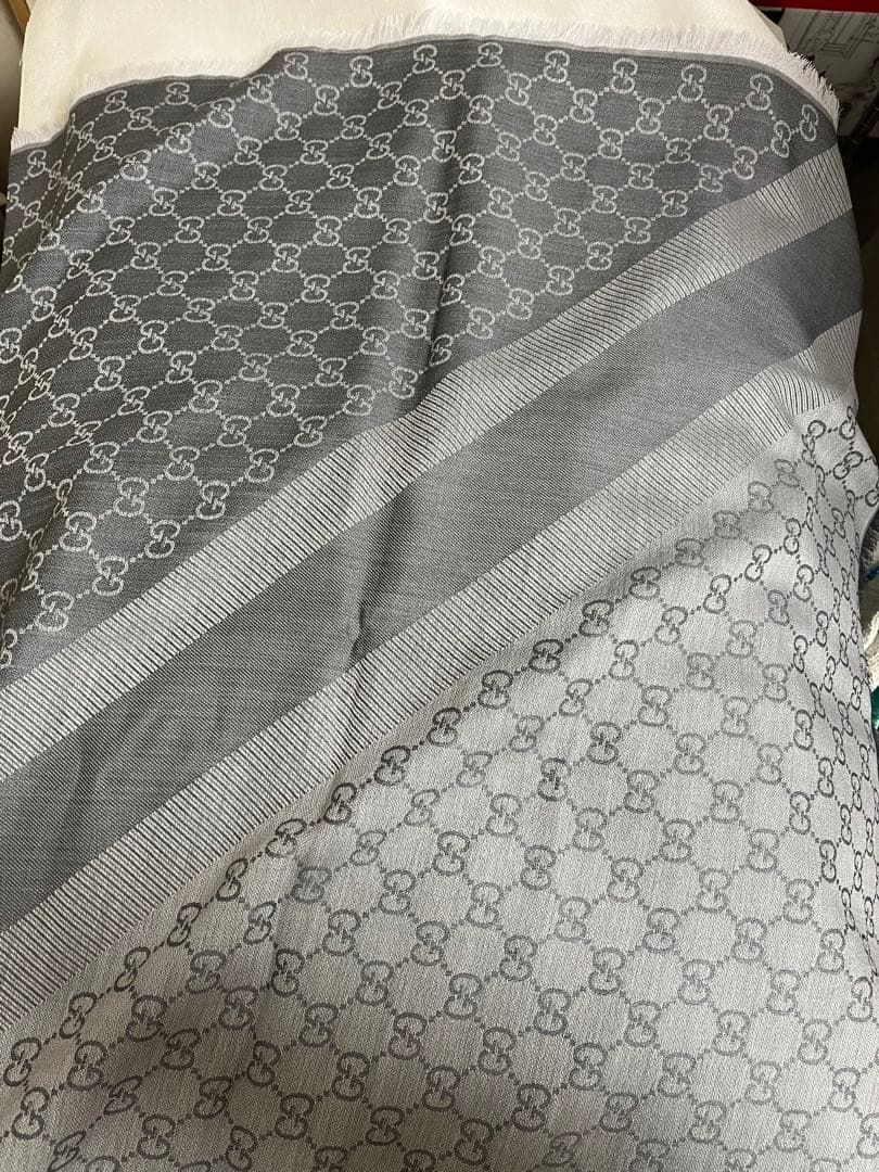 【新品未使用タグ付き】GUCCI グッチ　ストール