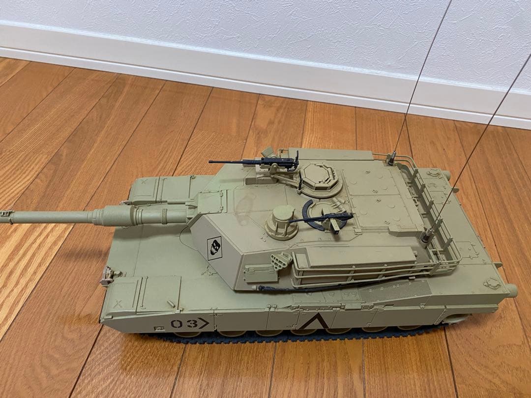 ル*ス様 東京マルイ バトルタンク1/24 アメリカ軍主力戦車 M1 A2 エイ