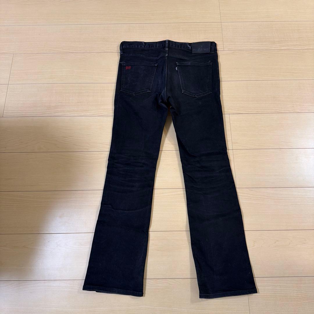 HYSTERIC GLAMOUR ブラック ブーツカットデニム　32インチ