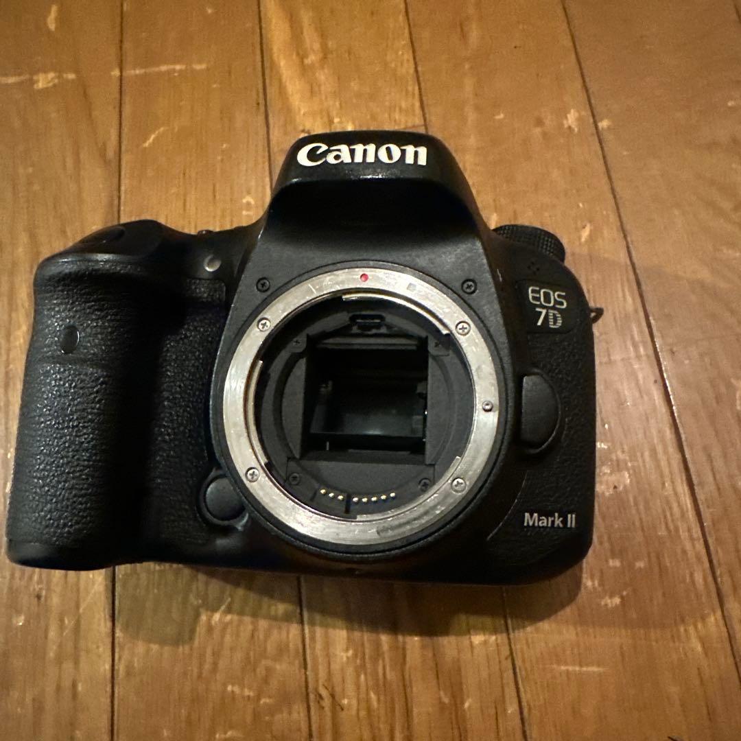 デジタル一眼レフカメラ Canon EOS 7D MarkⅡ 標準レンズセット