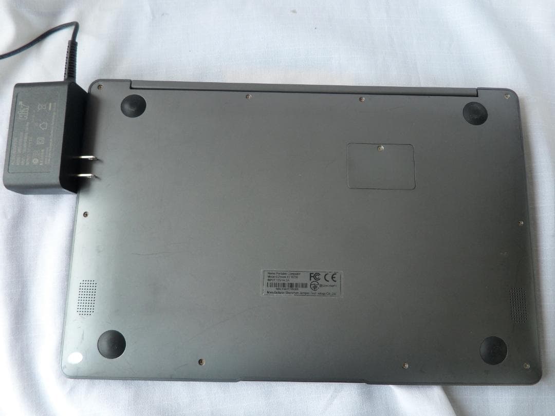 快速、薄型！EZBOOK 13.3inc SSD256GB MEM8GB
